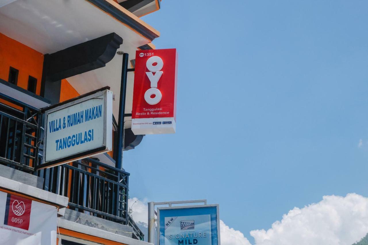 Oyo 1351 Tanggulasi Resto & Residence Syariah Magetan Eksteriør billede